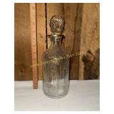 Glass skull decanter
