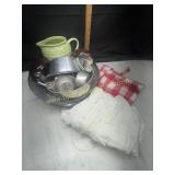 Vintage kitchen aprons, measuring cups, cookie