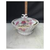 Small porcelain bowl with lid