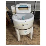 Maytag wringer washer
