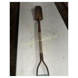 Sharp shooter shovel