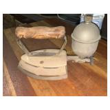 Gas iron with enamel finish