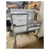 Porcelain enameled gas stove Enterprise in very