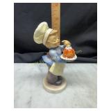 Hummel Baker #128 figurine