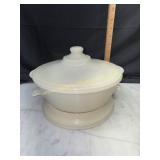 Fire king ivory custard glass baking dish with