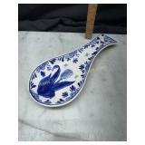 Delft blue spoon rest