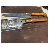 Chattaraugus carving set in case