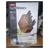 OXO kitchen knife set NIB