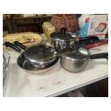 4pcs revere ware pans and skillets 3 lids