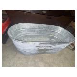Galvanized oval washtub