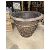 Large resin planter pot