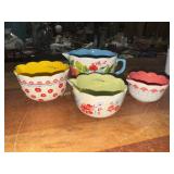 Pioneer woman breezy blossom measuring cup set