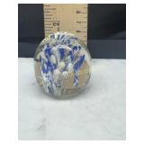 Blue and white flower art glass paperweight