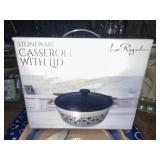 Le Regalo stoneware casserole with lid in box