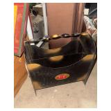 Metal magazine rack
