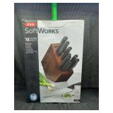 OXO kitchen knife set and block NIB