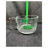 Juice extractor cup