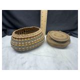 2 small hand woven baskets one has lid