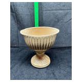Hull art pottery stand