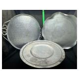 3 hammered aluminum trays