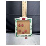 Apple miniature cork board with push pins