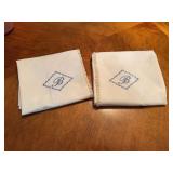 Embroidered monogram B pillowcase set with lace trim