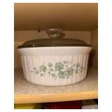 Corningware ivy pattern baking dish with lid