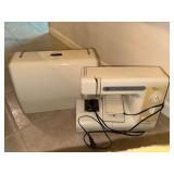 Vintage New Home My Excel 15S mechanical sewing machine with case