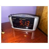Emerson radio alarm clock