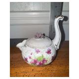 Lefton voilet creamer with long handle