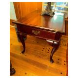 Cherry Queen Anne Style End Table