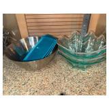Stainless Steel Kitchen Bowl, 4 acrylic seashell bowls and small blue snack trays