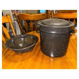 Enamel ware blanching stockpot with colander