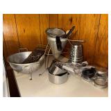 Juicing stand, colander and other misc kitchen