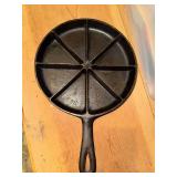 Cast iron cornbread skillet