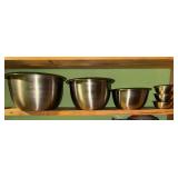 6 stainless steel kitchen bowls with lids