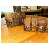 2 trunk style jewelry boxes