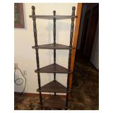Corner shelf