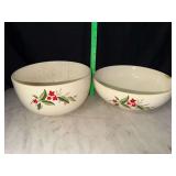 Universal Cambridge woodvine pottery mixing and serving bowls