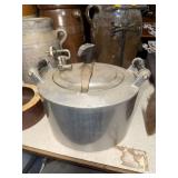 Pressure cooker