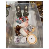 6 salt and pepper shaker sets- chickens, violets, kitten and more