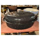 Enamel ware roasting pan