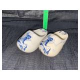 2 Delft blue ditch clog ashtrays