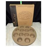 Pampered chef silicon flower cupcake pan