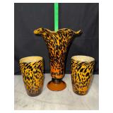 Amber and tortoise shell blown glass vase and 2 tumblers