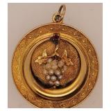 14 Kt. Gold 1" Pendant w/ Small Stones 4.6 Gram