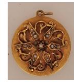 14 Kt. Gold 1" Pendant w/ Small Stones 6.8 Gram