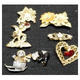 7 Nice Brooches, Some Rhintestones