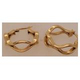 14 K Gold Earrings 2.5 G
