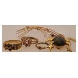 3 Costume Rings & 2 Pendants